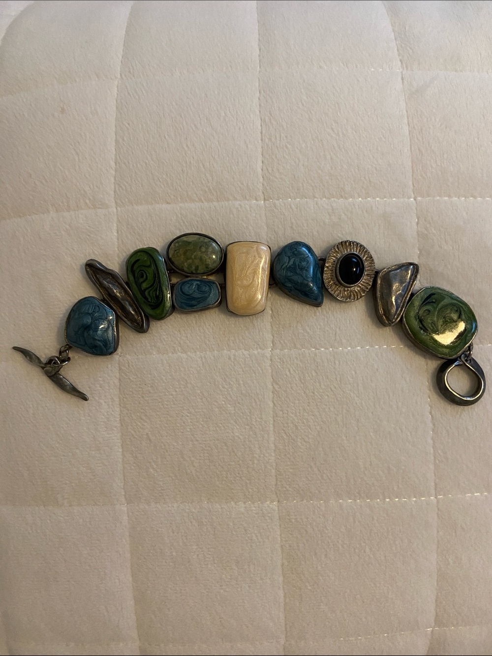 Premier Designs Toggle Bracelet